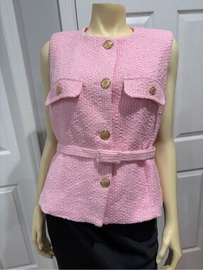 Zara super cute Sleeveless Pink Bouclé Button Belted Top/ Size XL